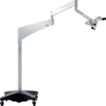 歯科用マイクロスコープ ライカM320-D 4Kの写真